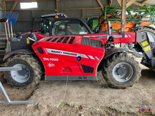 Chariot élévateur télescopique Massey Ferguson TH7030 LP