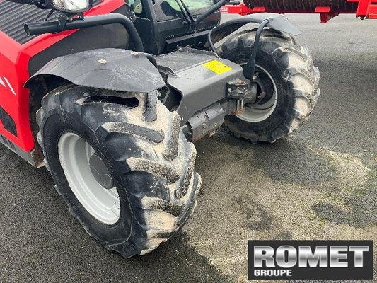 Chariot élévateur télescopique Massey Ferguson TH7030 LP
