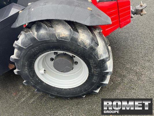 Chariot élévateur télescopique Massey Ferguson TH7030 LP