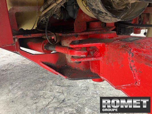 Pulvérisateur traîné Rau SPIDOTRAIN