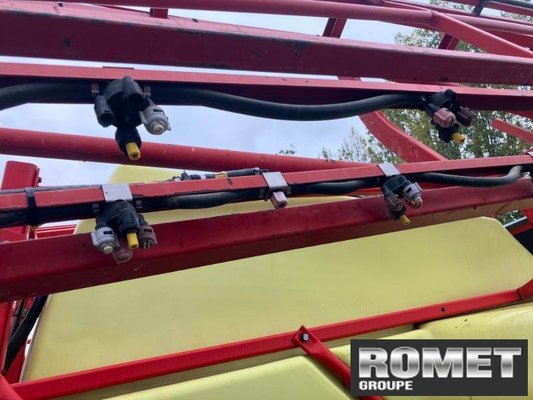 Pulvérisateur traîné Rau SPIDOTRAIN