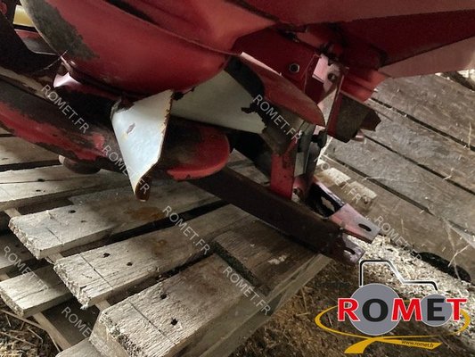 Distributeur d'engrais Lely CENTER LINER