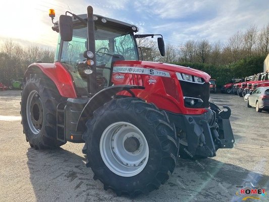 Tracteur agricole Massey Ferguson 7715 S D6 EF DX