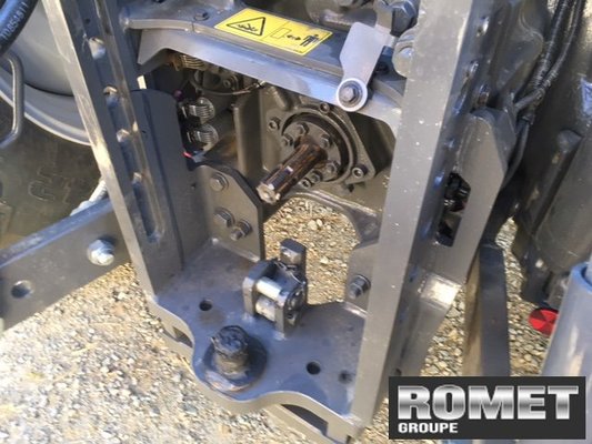 Tracteur agricole Massey Ferguson 7S-190 DV EX