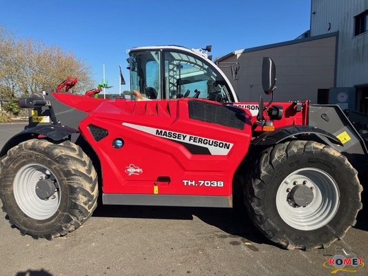 Chariot élévateur télescopique Massey Ferguson TH7038 EF