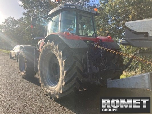 Tracteur agricole Massey Ferguson 7S-190 DV EX