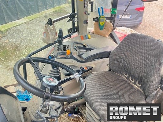 Tracteur agricole Massey Ferguson 5711 M D4 ES