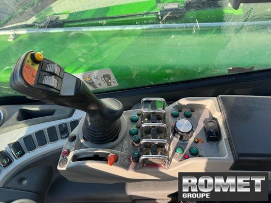 Chariot élévateur télescopique Merlo MF44-9-CS