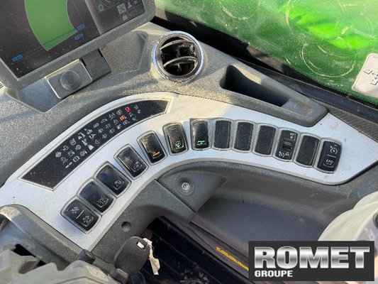 Chariot élévateur télescopique Merlo MF44-9-CS