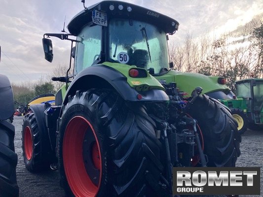 Tracteur agricole Claas AXION 800