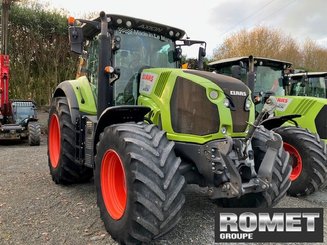 Tracteur agricole Claas AXION 800 - 6
