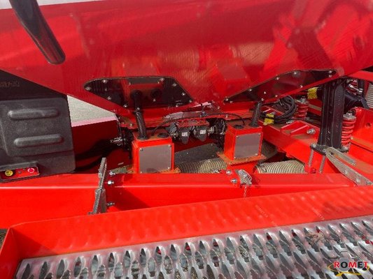 Semoir en ligne conventionnel Maschio GIGANTE 600