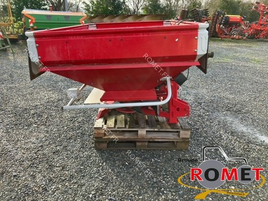 Distributeur d'engrais Lely CENTERLINER2500