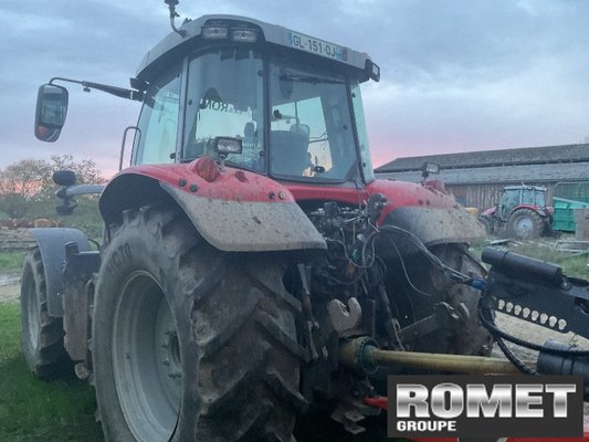 Tracteur agricole Massey Ferguson 7S-180 D6 EF