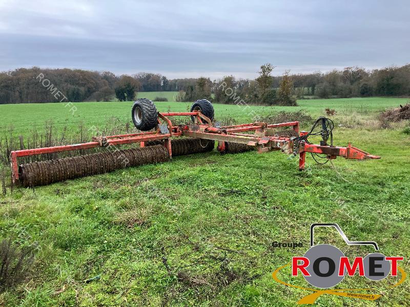 Rouleau brise-mottes Rouleau brise-mottes Quivogne ROLLMOT830