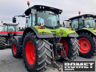 Tracteur agricole Claas ARION620 - 3