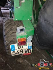 Presse à balles rondes John Deere JD960 - 19