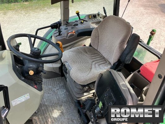 Tracteur agricole John Deere 5090M