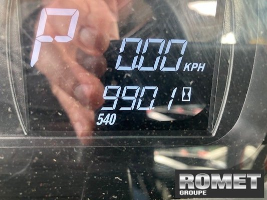 Tracteur agricole Massey Ferguson 6S-135 D6 EF DX