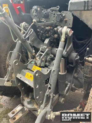 Tracteur agricole Massey Ferguson 5710 M D4 ES