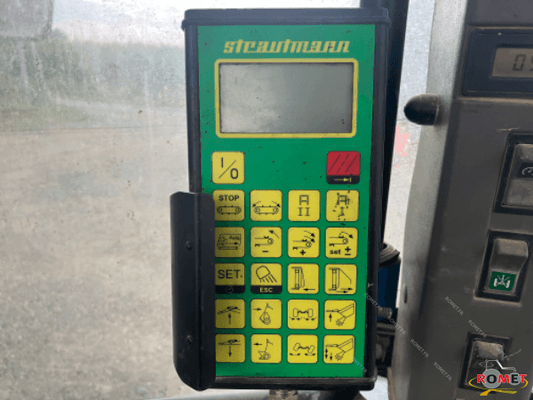 Autochargeuse Strautmann ZELON CFS 2901DO