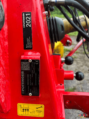 Faucheuse conditionneuse Pöttinger NOVACAT A10ED