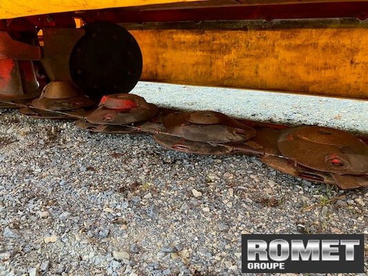 Faucheuse conditionneuse Pöttinger NOVACAT A10ED