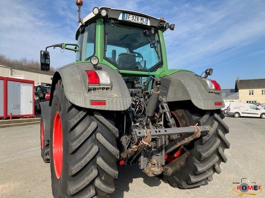 Tracteur agricole Fendt 828