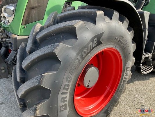 Tracteur agricole Fendt 828