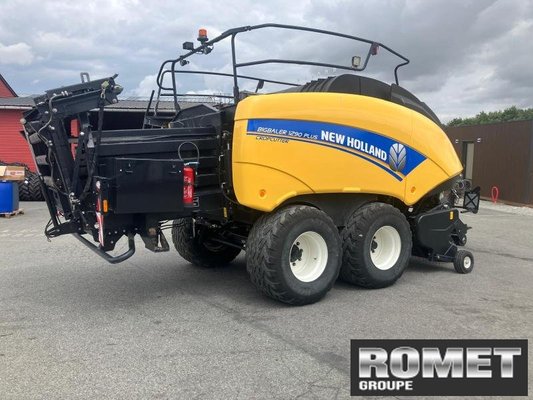 Presse à balles carrées New Holland 1290 PLUS CC