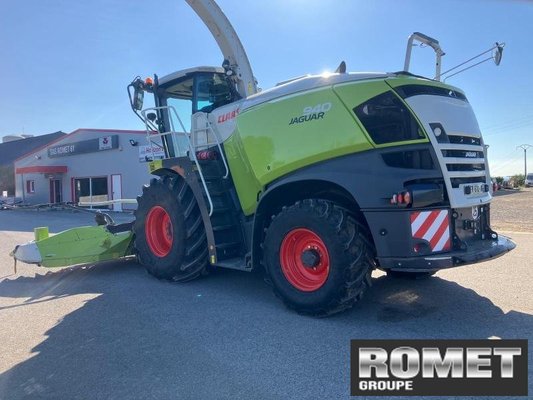 Ensileuse automotrice Claas JAGUAR 940
