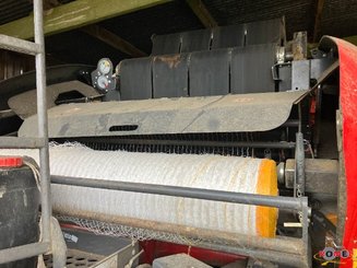 Presse à balles rondes Lely RP 160 V Master - 1