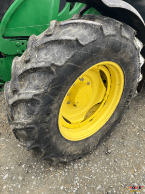 Tracteur agricole John Deere 6115 RC