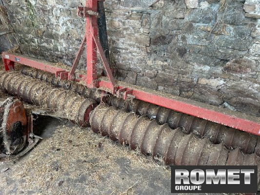 Rouleau brise-mottes Quivogne RLP 4M