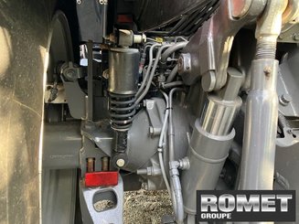 Tracteur agricole Massey Ferguson 5710 S D4 EF MR - 11