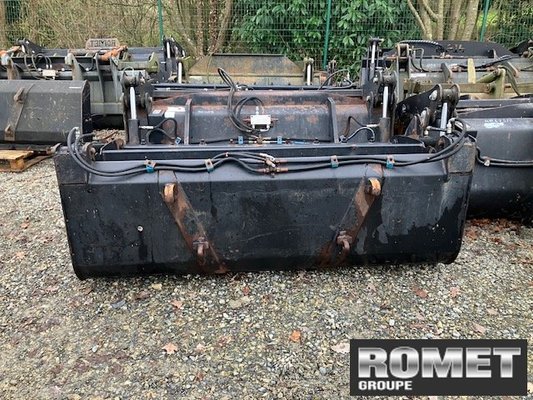 Godet multi-services Alö BMS210