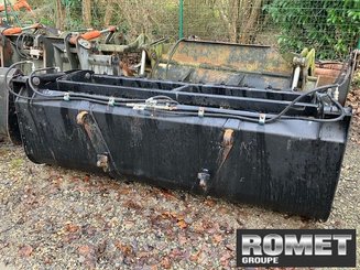 Godet multi-services Alö BMS230 - 1