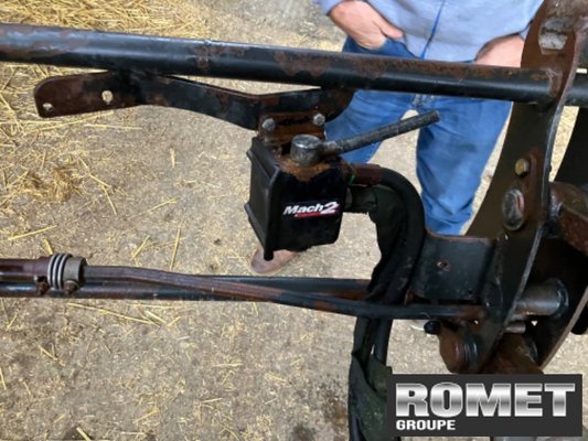 Chargeur frontal Mailleux MXT408