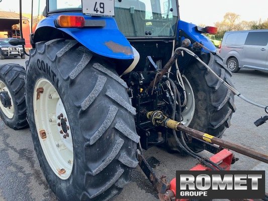 Tracteur agricole New Holland TD5050