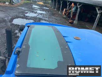 Tracteur agricole New Holland T5,95 - 12