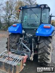 Tracteur agricole New Holland T5,95 - 4