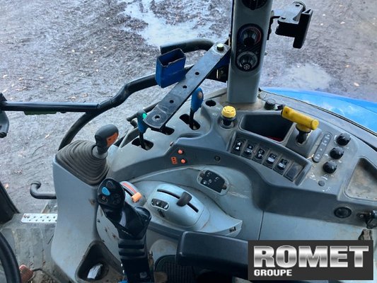 Tracteur agricole New Holland T5,95
