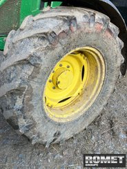 Tracteur agricole John Deere 6110M - 10